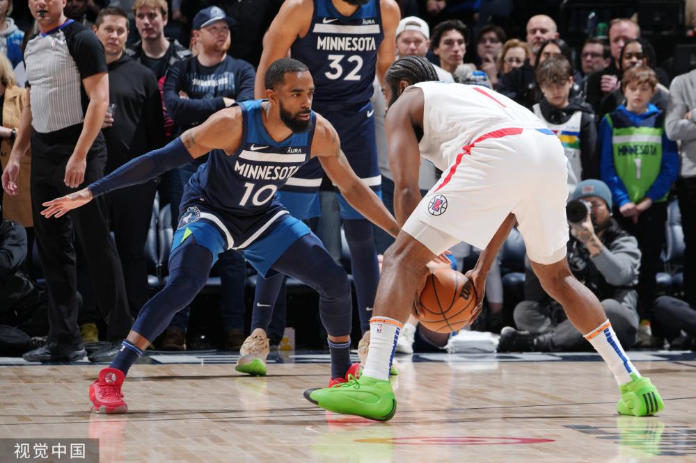 的亮眼成績 的亮眼成績