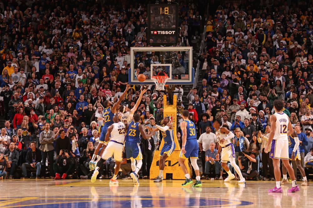 完美制服富 完美制服富