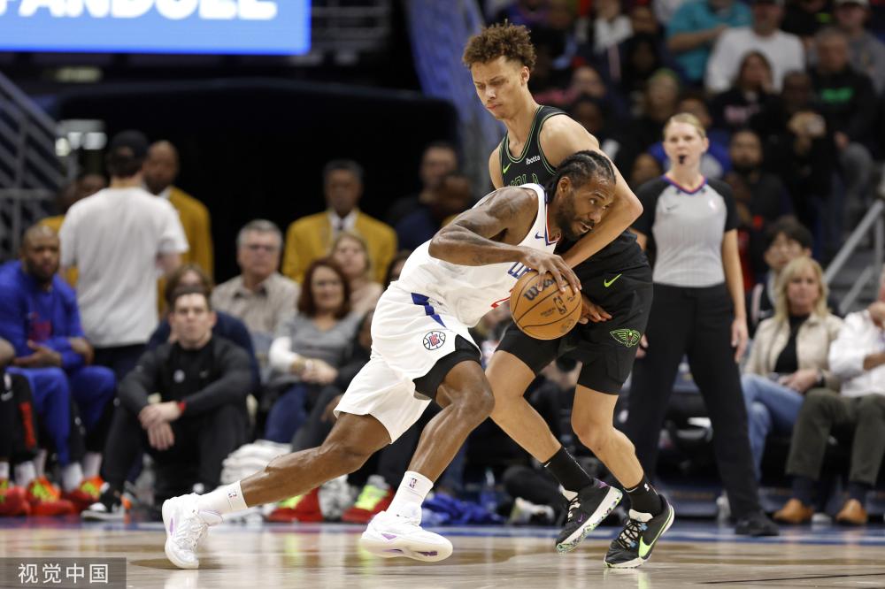 跳伞不仅是 跳伞不仅是